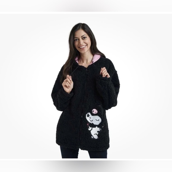 NWT Women’s Kuromi Cozy Sherpa Zip Lounge Hoodie Size M Black